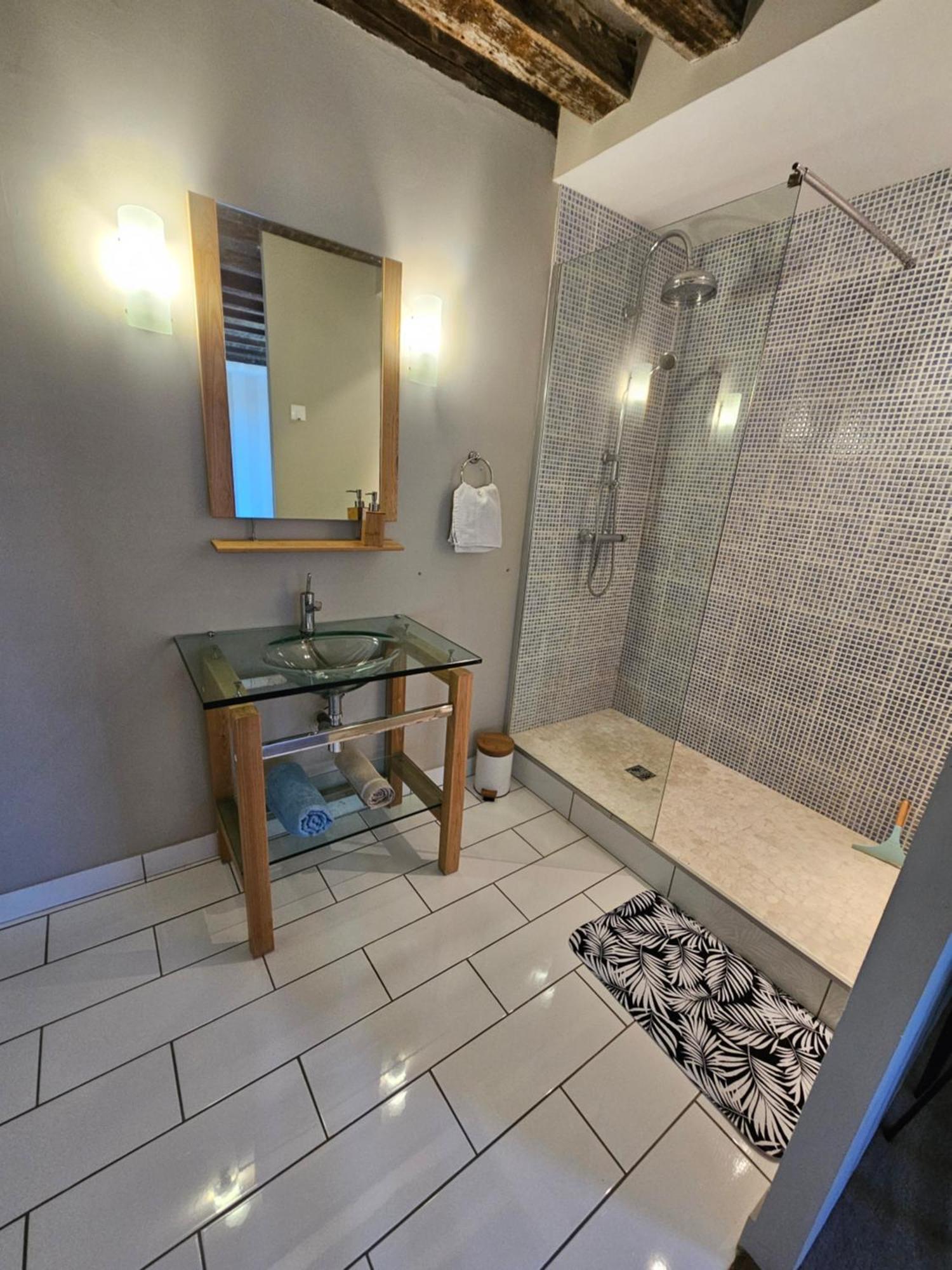 Hotel Chambre Avec Salle De Bain Donzy Zewnętrze zdjęcie